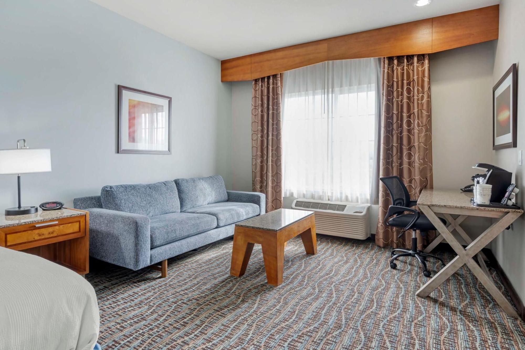 Best Western Plus Peppertree Inn At Омак Екстер'єр фото